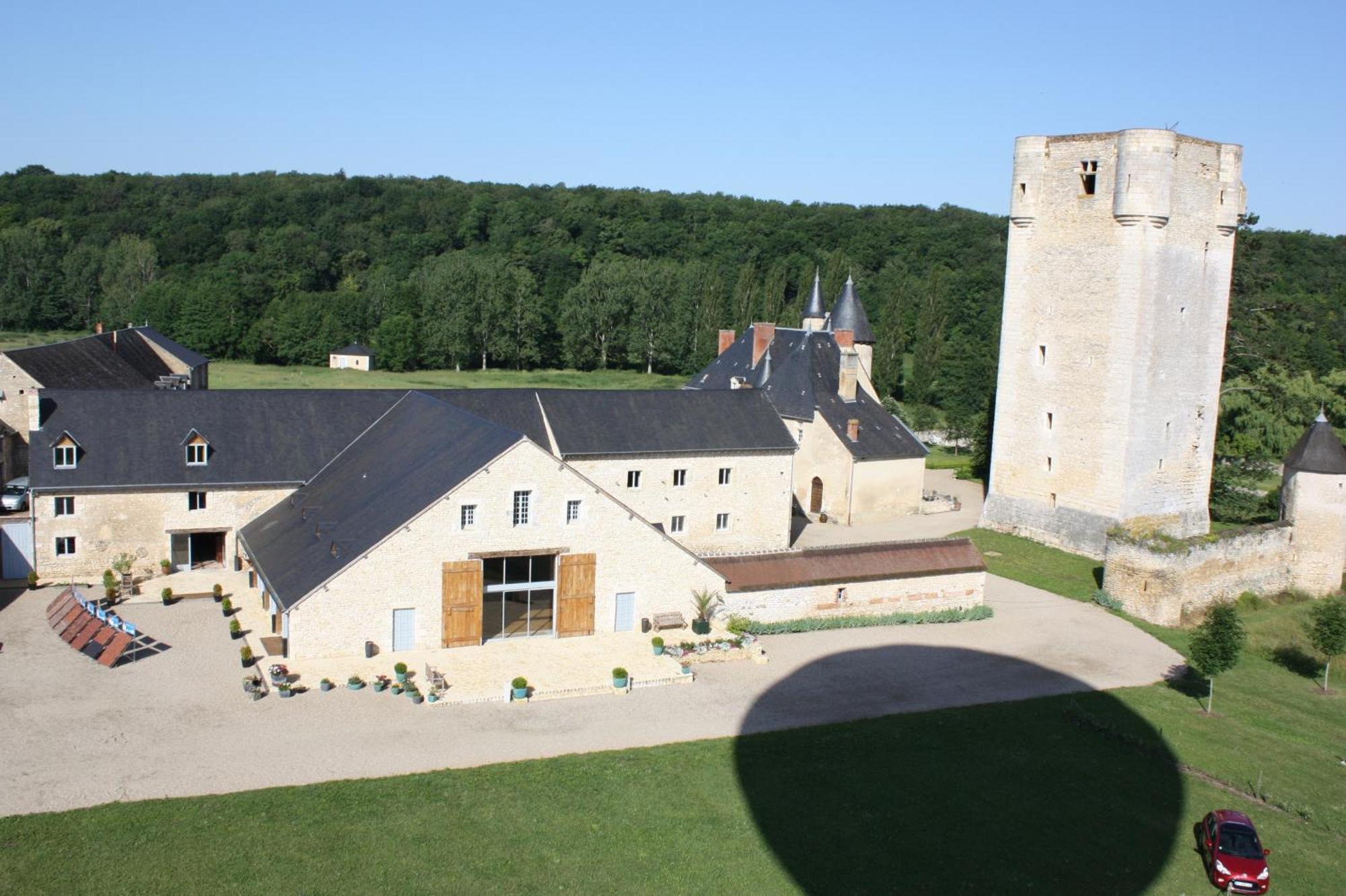 Chateau De Mazieres Tendu Bagian luar foto