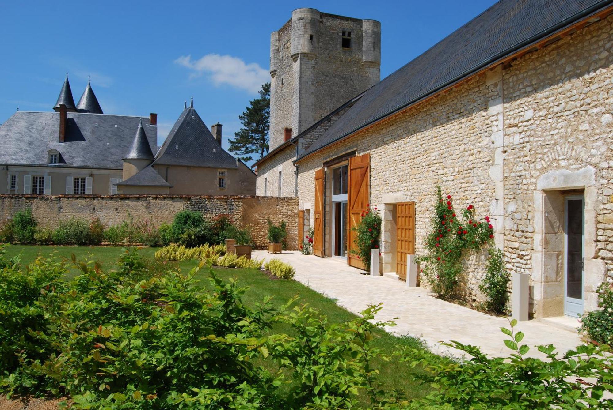 Chateau De Mazieres Tendu Bagian luar foto